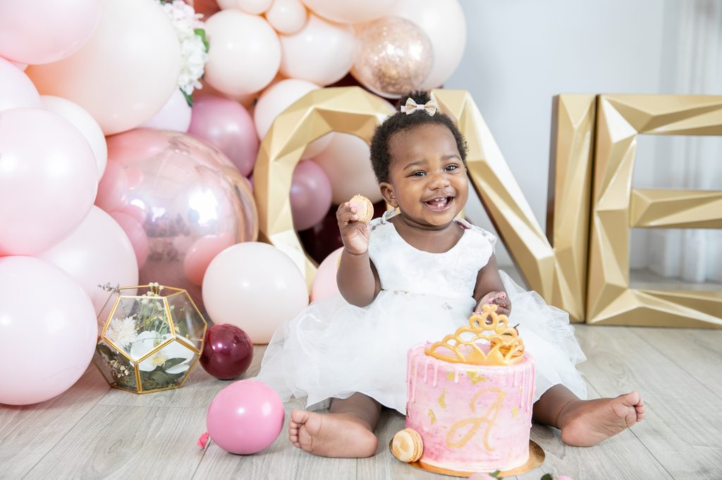 Baby girl first birthday photoshoot
