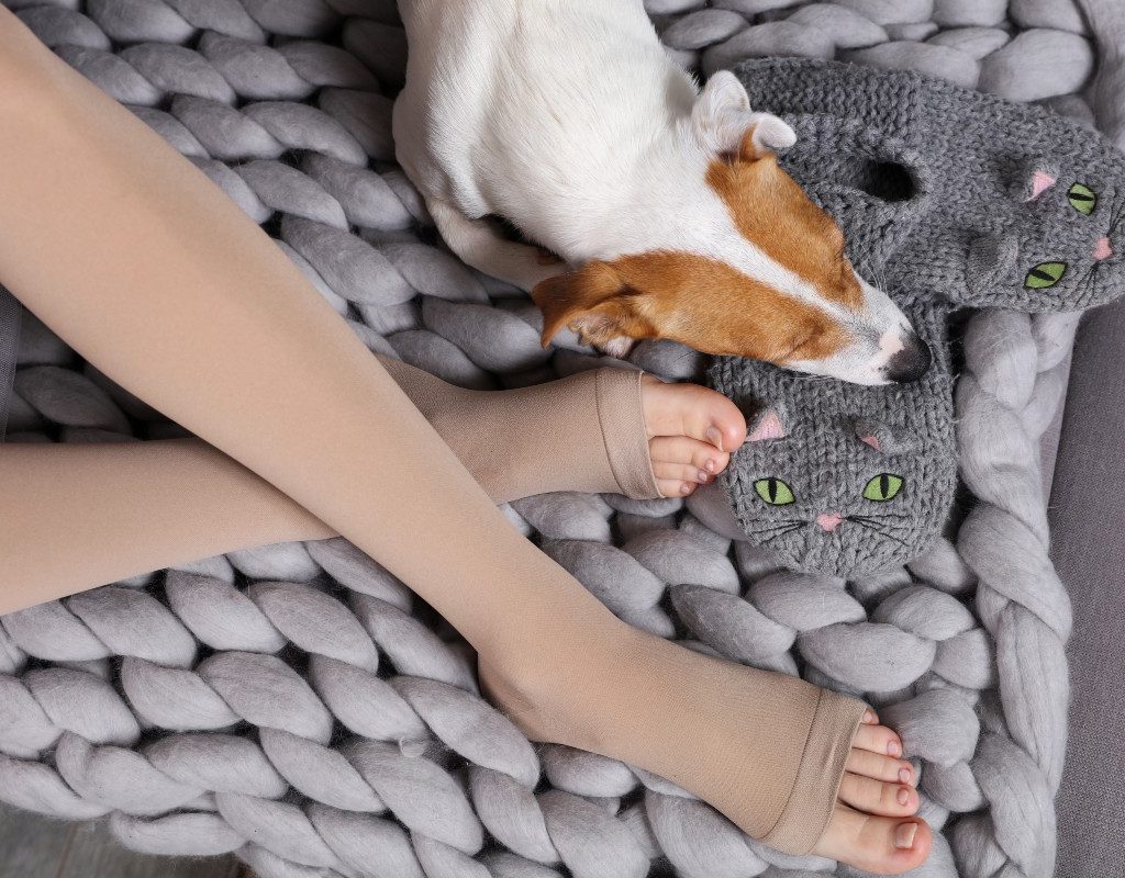 compression pantyhose