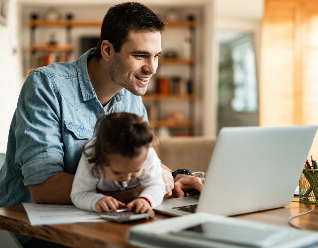 dad working from home toddler
