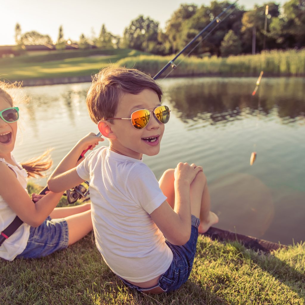 Kids fishing