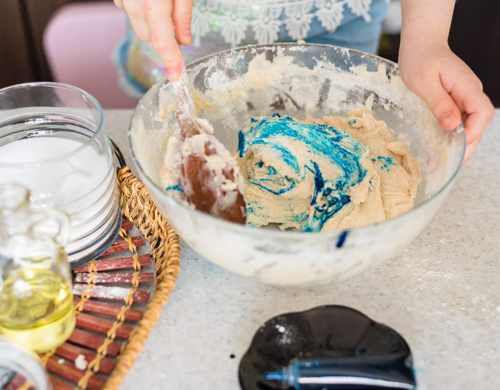 making homemade playdough with kids