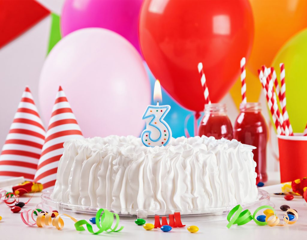 Simple birthday cake for kids