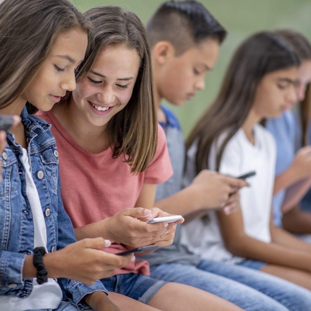 tweens-surf-online-privacy