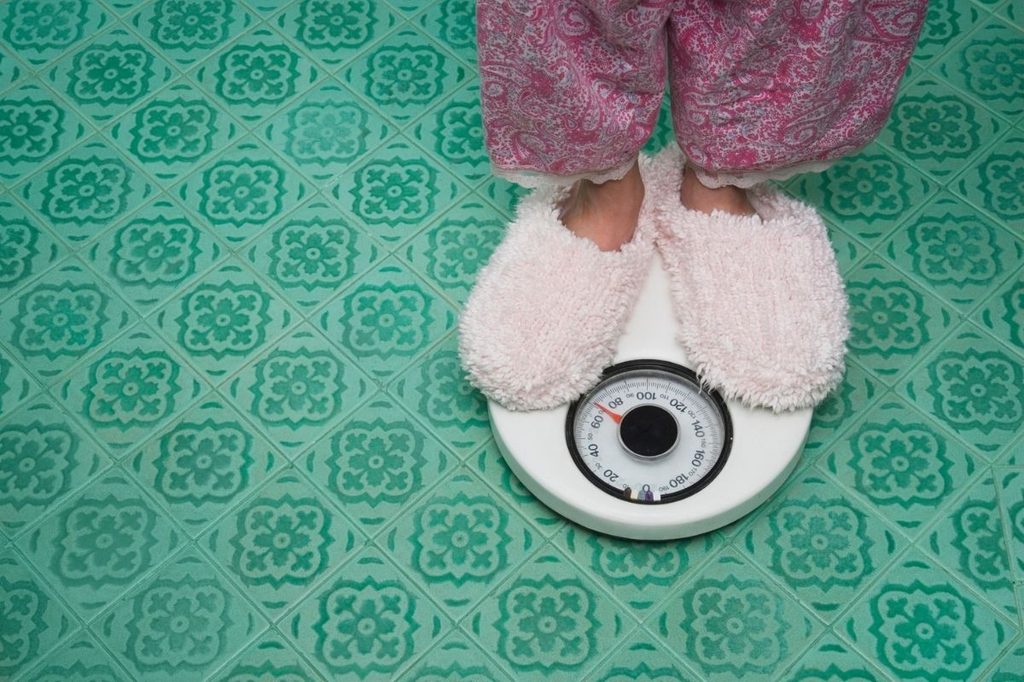 Feet weighing on scale