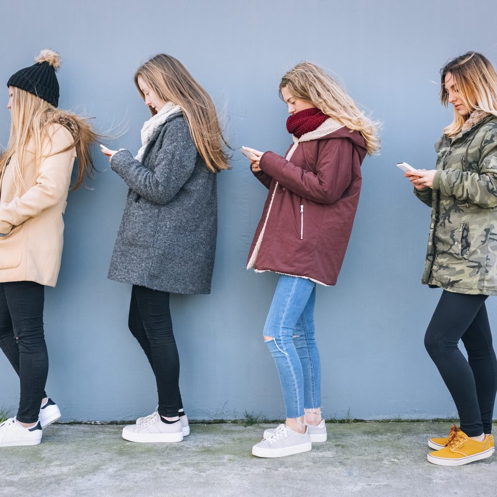 Teenagers on screens