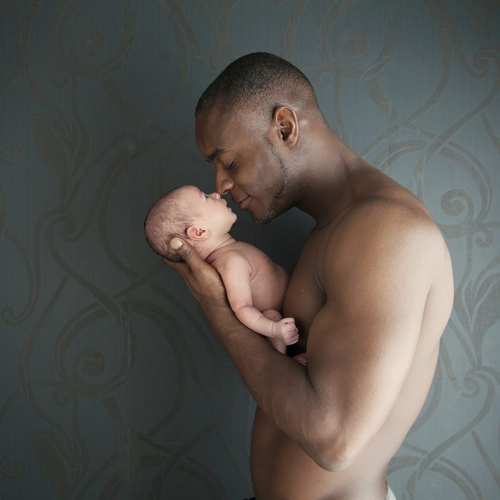 dad-bonding-with-baby-2