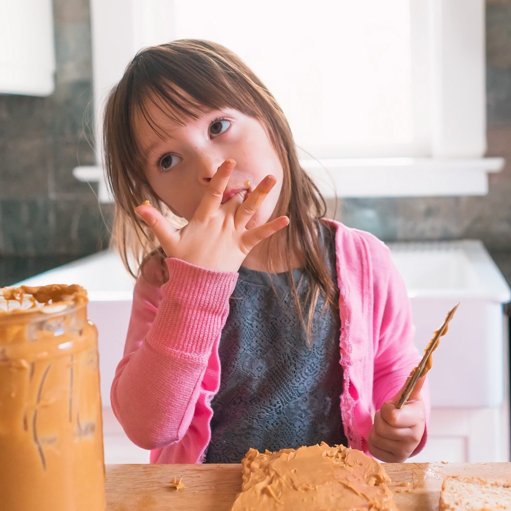 baby-peanut-allergy-symptoms2