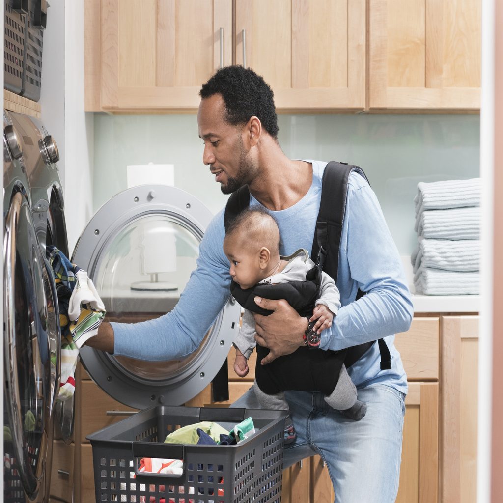 dad-bonding-with-baby-4