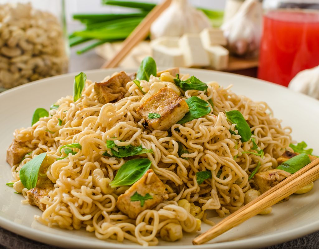 Ramen noodles with tofu