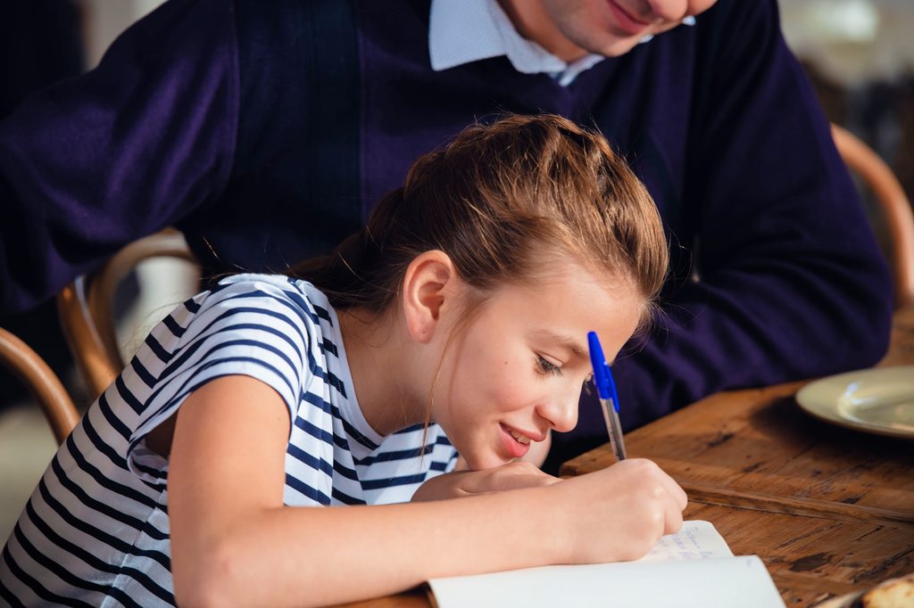 Girl makes New Year's resolution