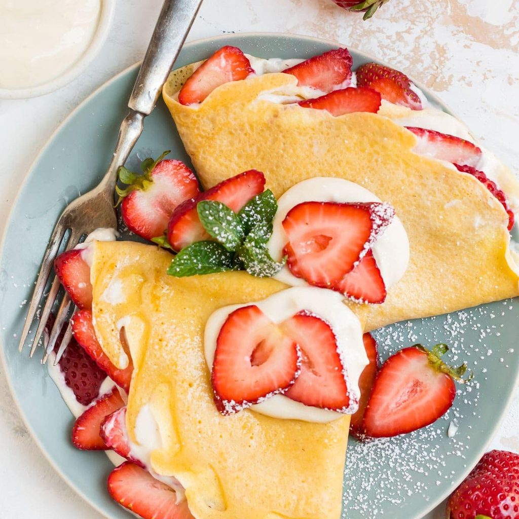 Strawberry crepes