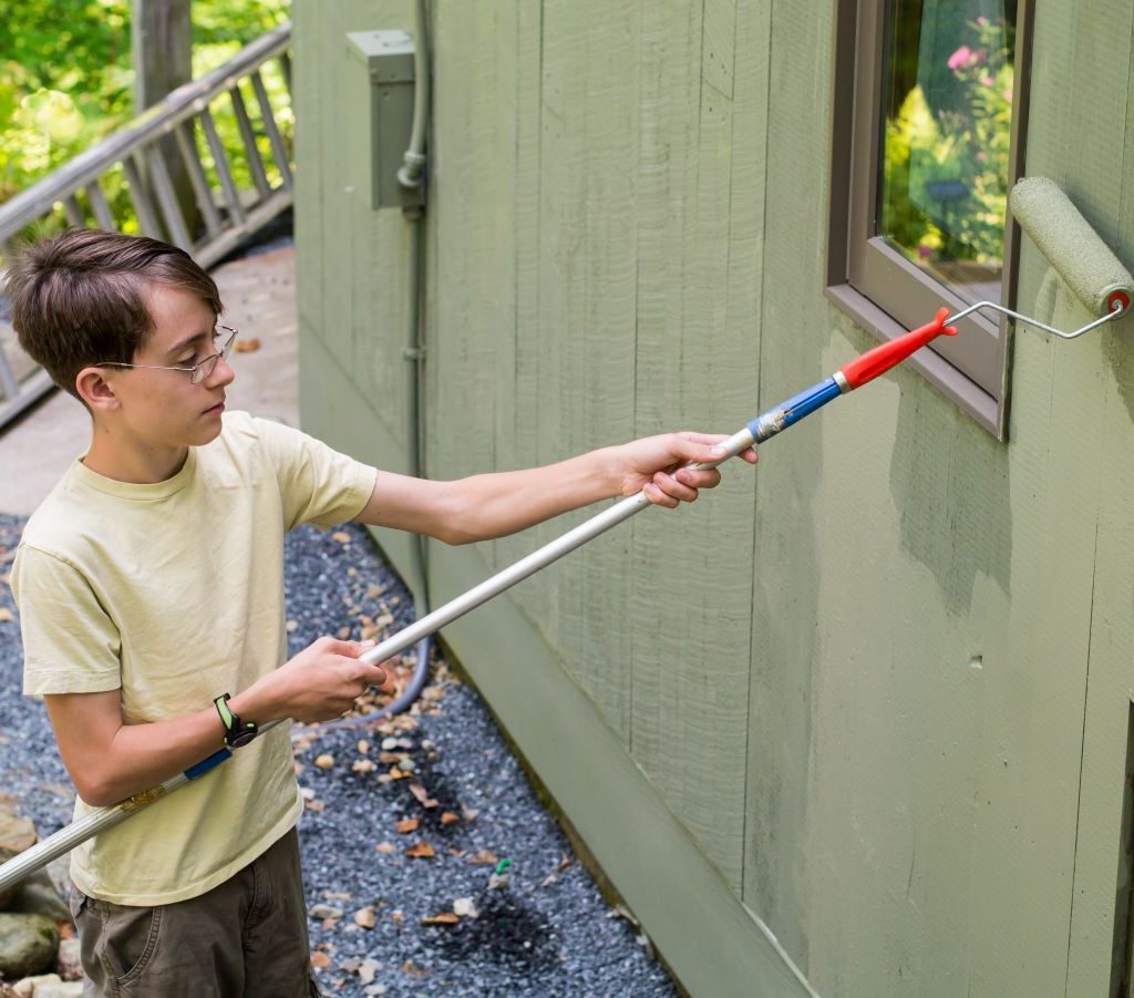 Teen house painting as a summer job