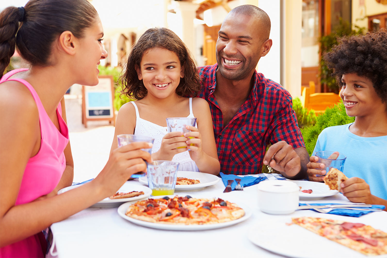 The 5 Best Restaurants for Kids of All Ages | NewFolks