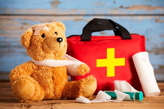 Baby first-aid kit with stuffed bear