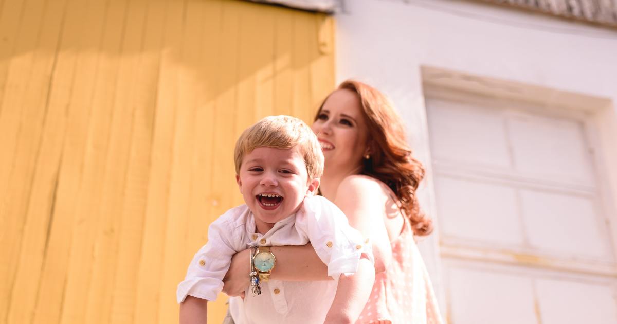 What to Do When Your 2YearOld Throws a Tantrum NewFolks