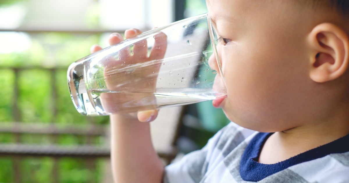 How much water should a 1yearold drink to stay healthy? NewFolks