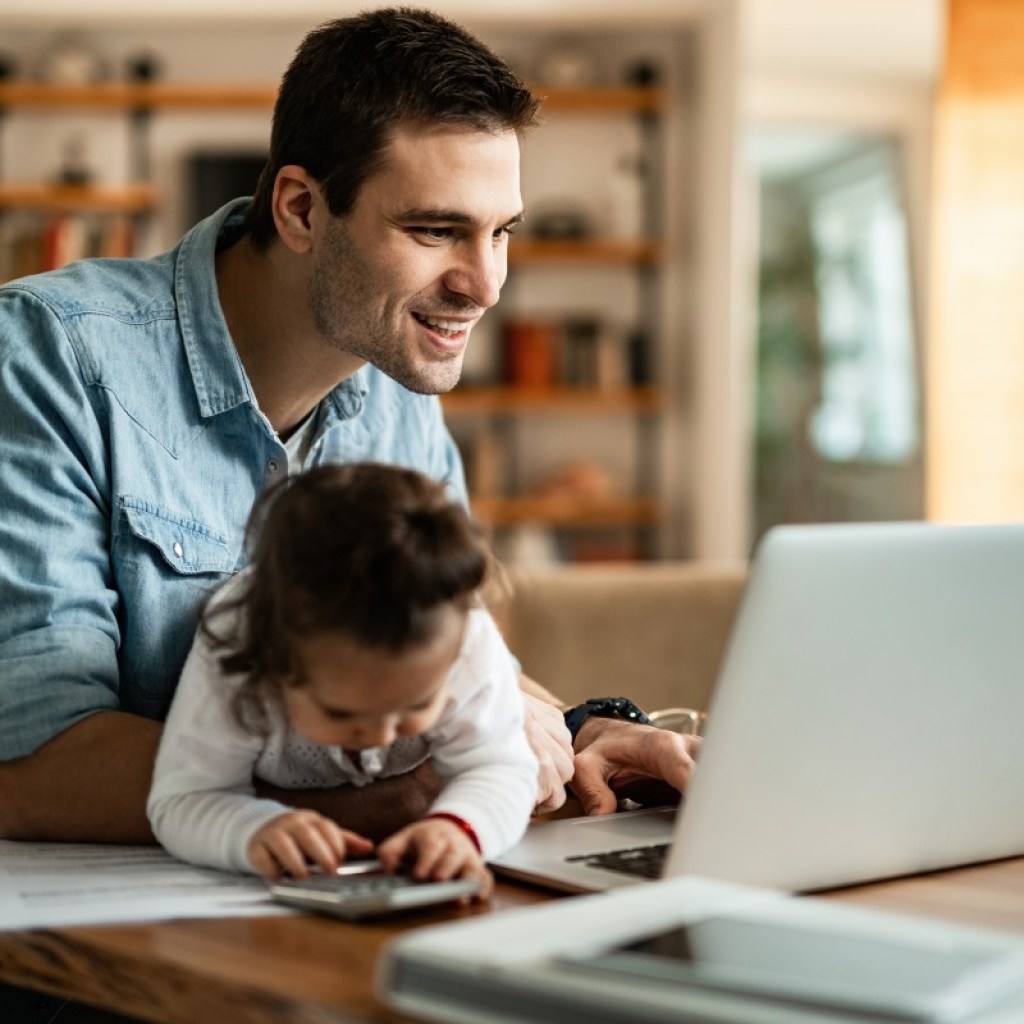 dad working from home toddler