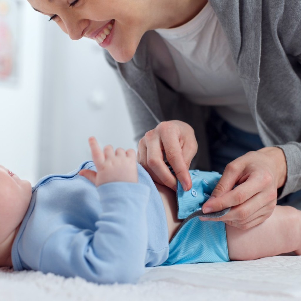 diaper change with cloth diaper