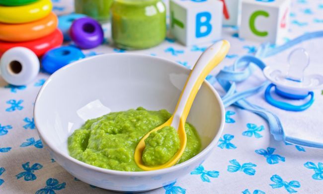 Spinach puree for baby