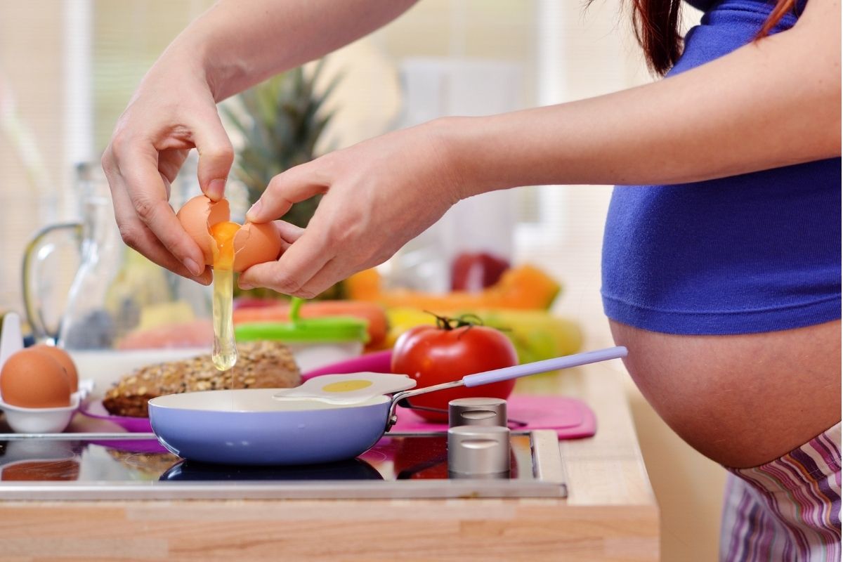 7 Healthy Breakfasts For Pregnant Women That Are Easy NewFolks nutrition-during-pregnancy