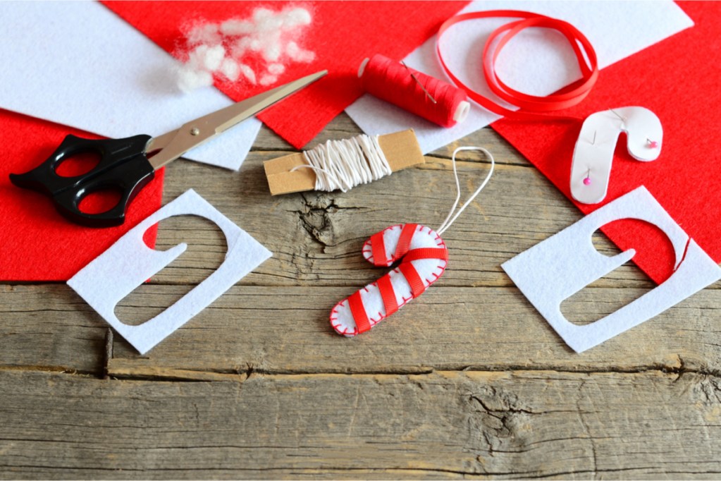 materials to make a candy cane ornament