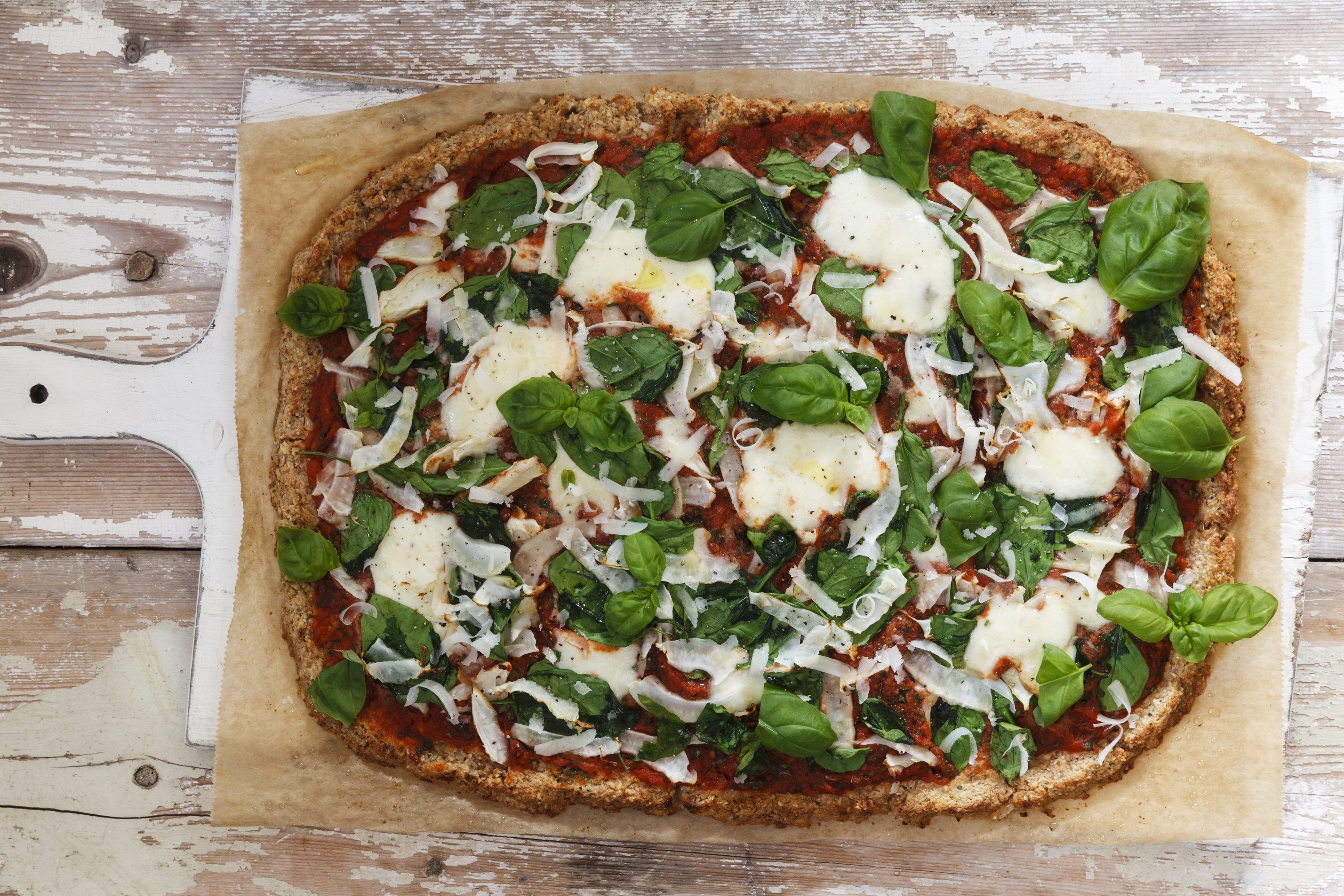 Gluten-free pizza with cauliflower bottom