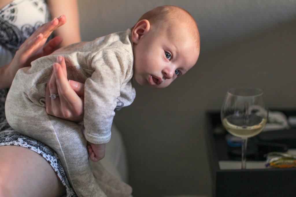 can-you-drink-alcohol-while-breastfeeding