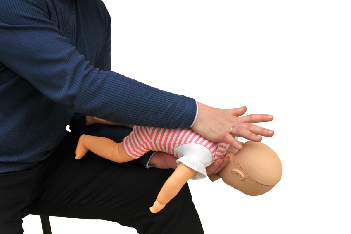 how to do choking first aid on baby