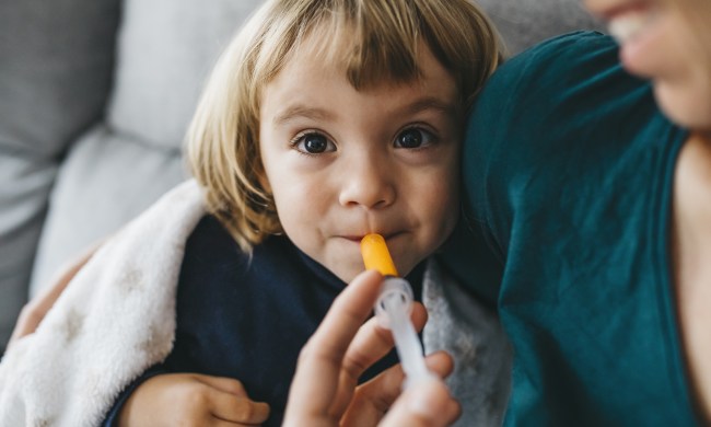 giving-toddlers-medicine