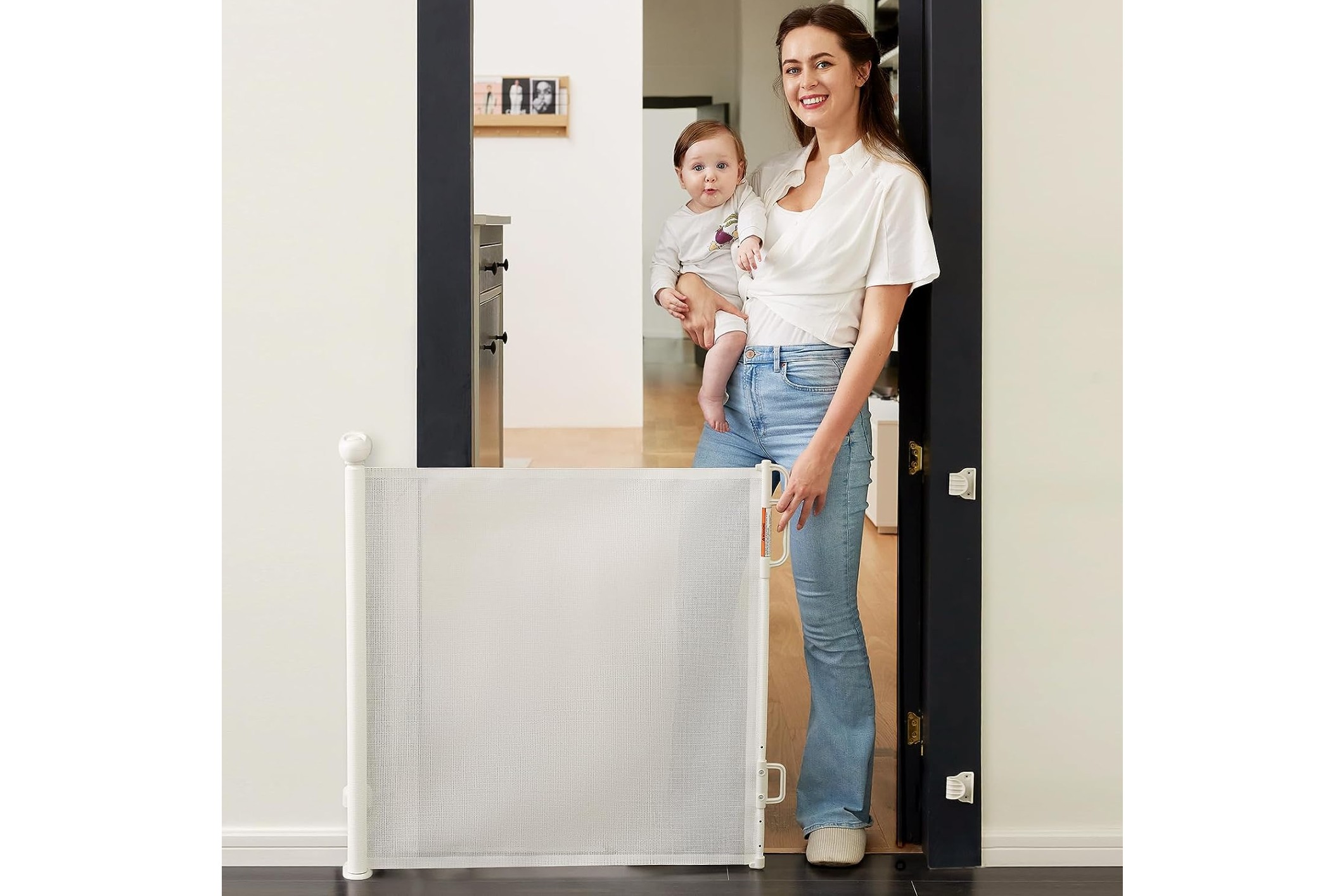 momcozy retractable baby gates